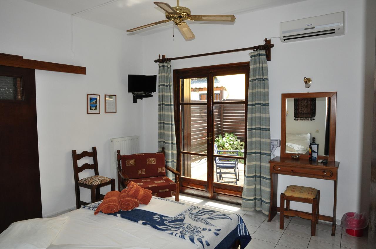 Hotel Hagiati Chorefton Extérieur photo